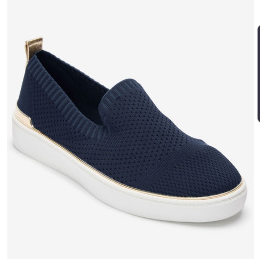 Comfort view slip on sneaker NEW IN BOX NEVER WORN
